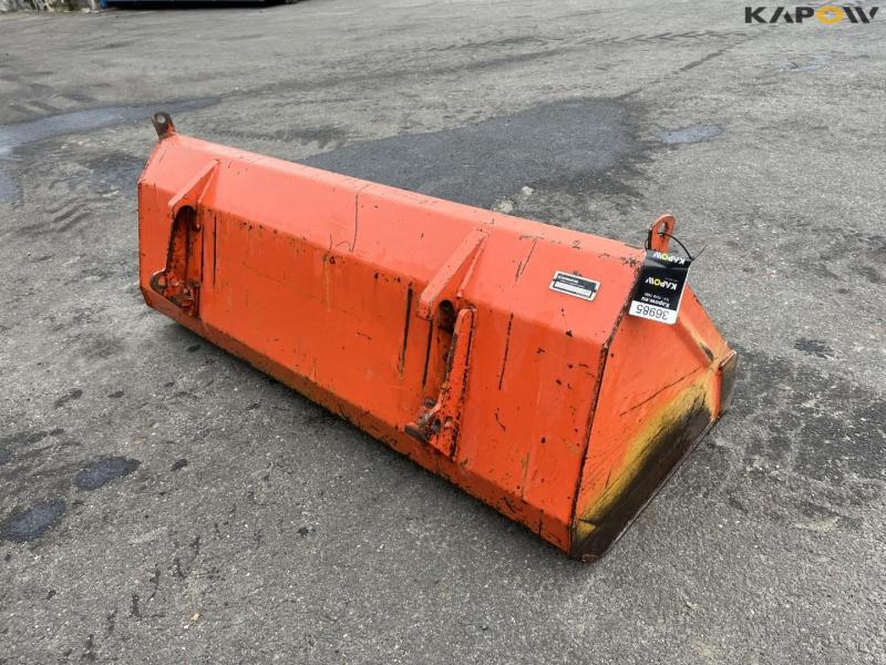 Nordsten front bucket with Euro hitch 5