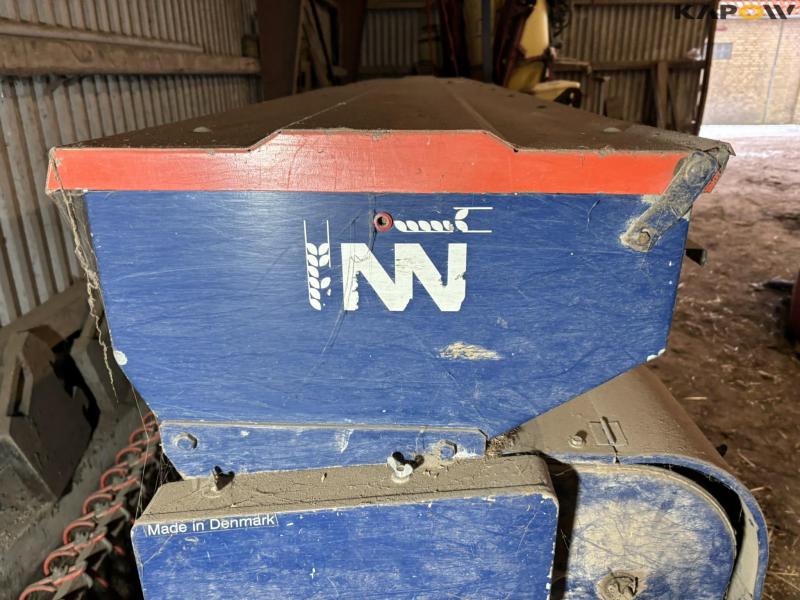 Nordsten Lift-o-matic 4 meter seeder 27