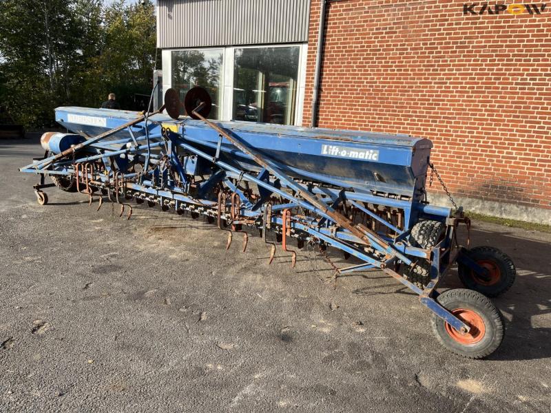 Nordsten lift-o-matic 5 meter seeder 1