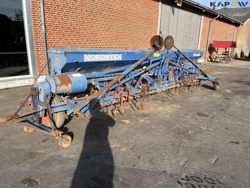 Nordsten lift-o-matic 5 meter seeder 3