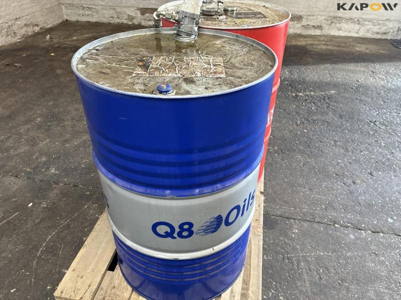 Oil with pump 19