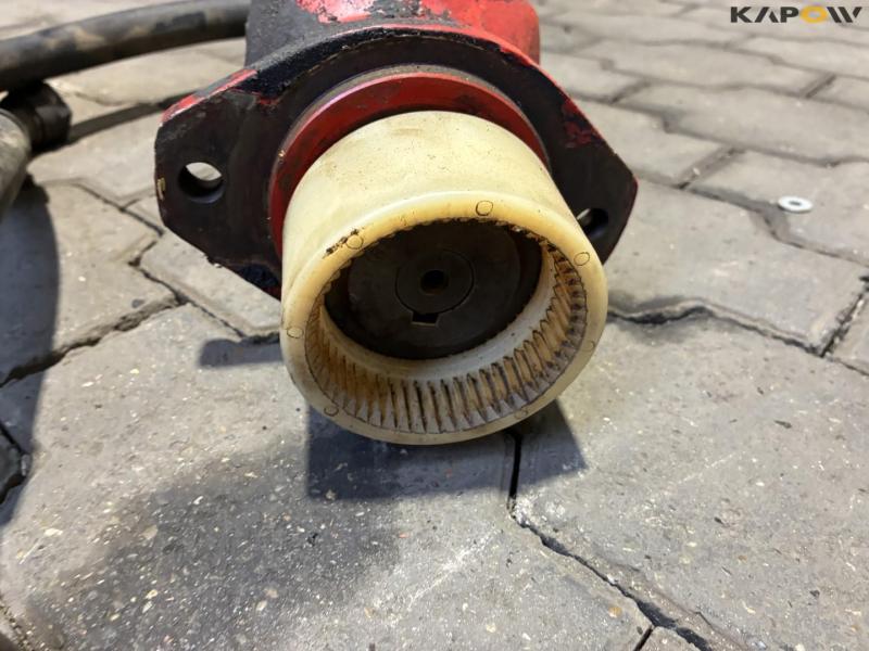 Oil engine with cooler 6