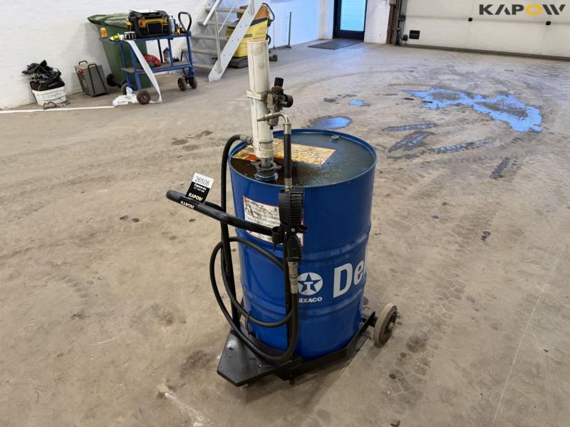 Oil pump and trolley 4