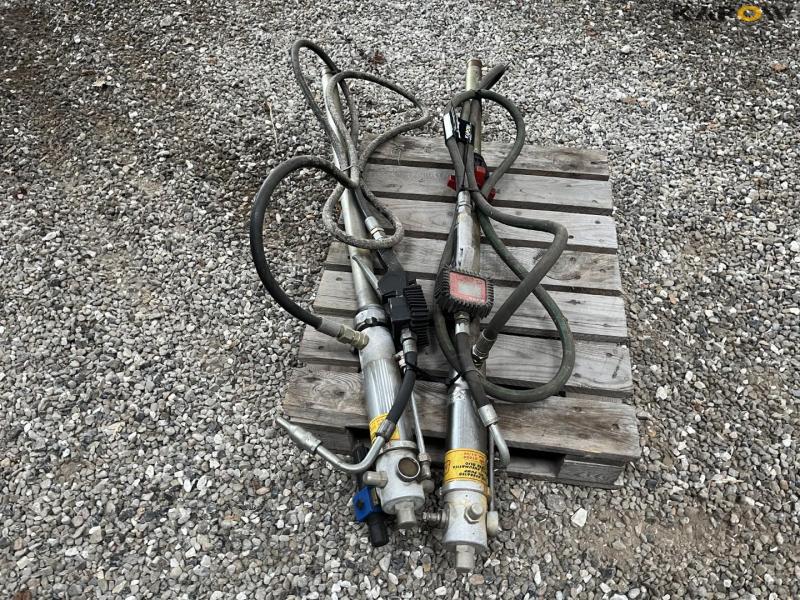 Oil pumps with gun - 2pcs 4