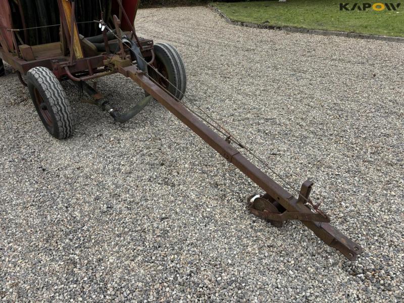 Omme irrigation machine 10