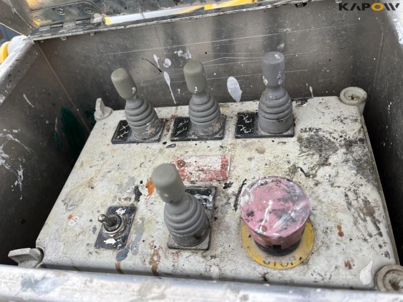 Ommelift mini 12 trailer lift 14