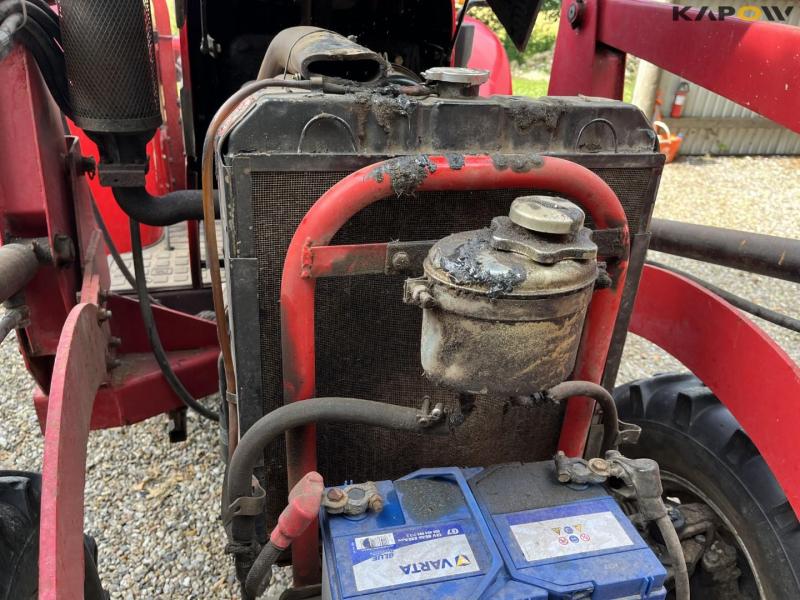 ONJ 440 tractor with front loader 20