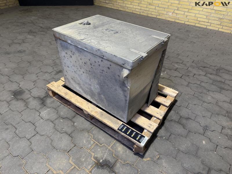Storage box 1