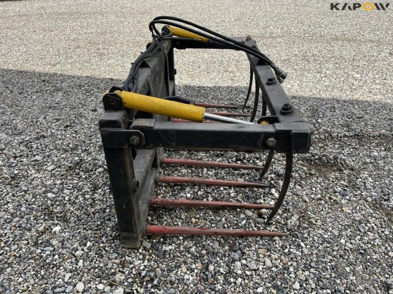 Assault grip with Euro hitch 4