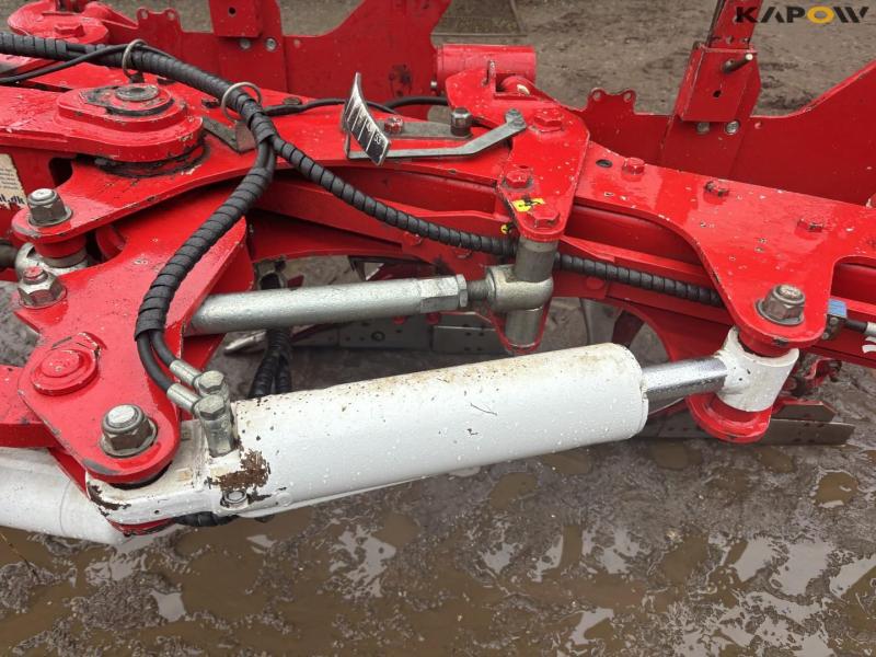 Ovlac 6 furrow plough 10