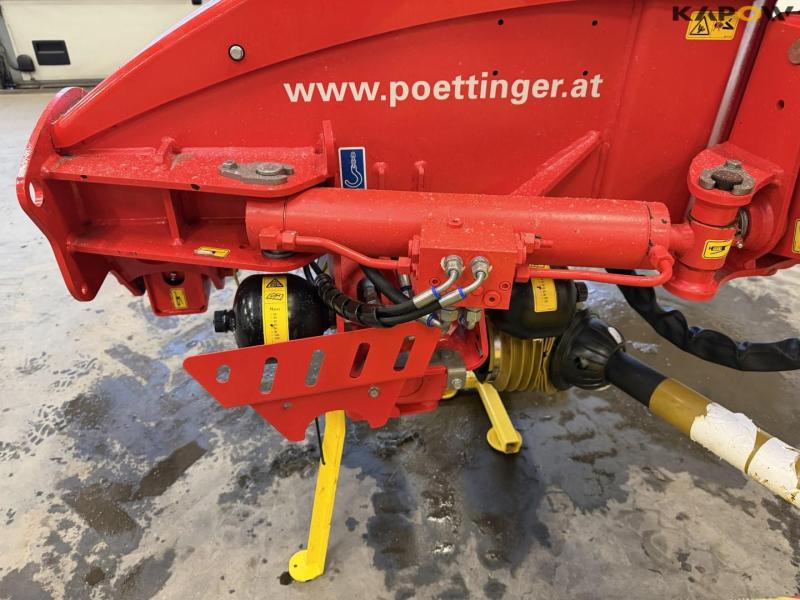 Pöttinger Novacat 442 mower 14