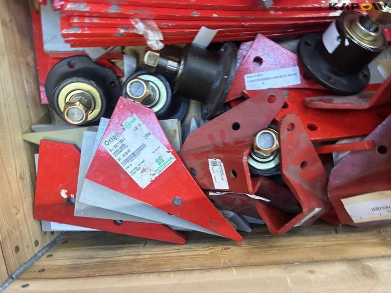 Pöttinger plough and harrow wear parts 43