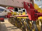 Pöttinger terradisc 4001 harrow with seed equipment 27
