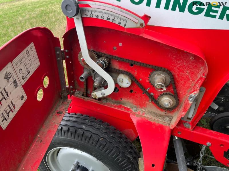Pöttinger Vitasem 252 seeder 10