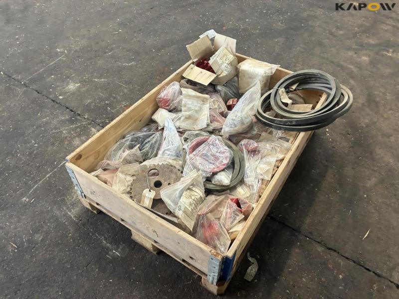 Pallet with JF parts 5