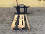 Pallet forks with Hydrema Hitch 2