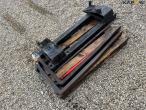 Pallet forks with euro hitch 7