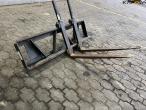 Pallet forks with Euro hitch 3