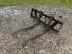 Pallet forks with Euro hitch 1