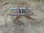 Pallet forks with excavator hitch 2