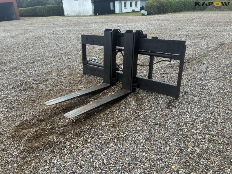 Quick-change pallet forks 1
