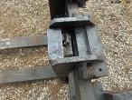 Quick-change pallet forks 14