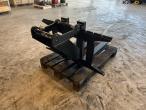 Pallet forks with Hydrema hitch 5
