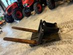 Pallet forks with S60 hitch 8
