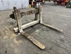 Pallet forks with Volvo hitch 3