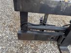 Pallet forks with Volvo hitch 13