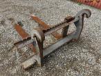 Pallet forks with Volvo hitch 2