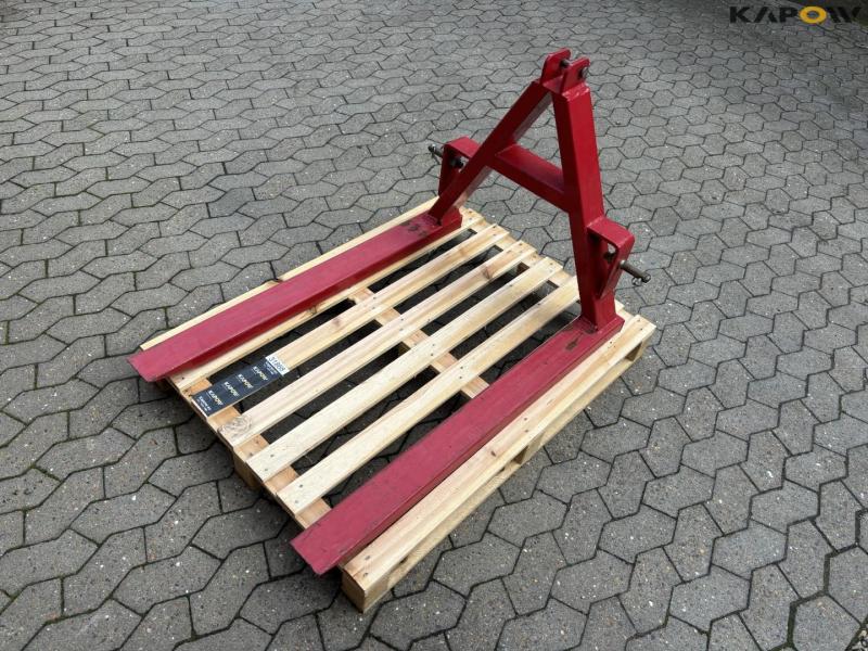 Pallet forks for 3-point lift 1