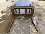 Pallet forks with Volvo hitch 2