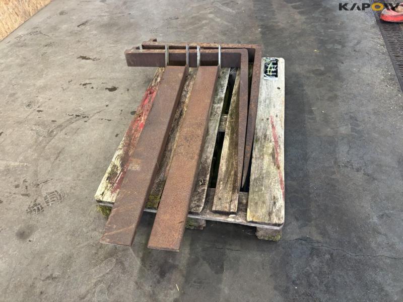 Pallet forks 4
