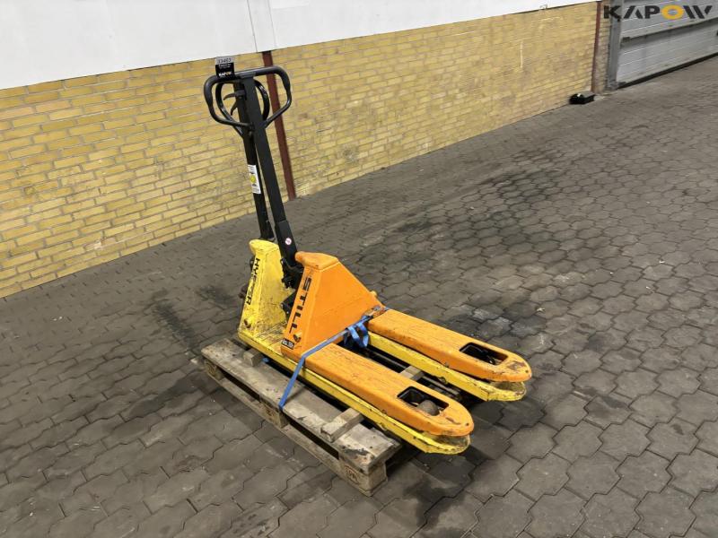 Pallet truck 3