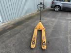 Pallet truck 2