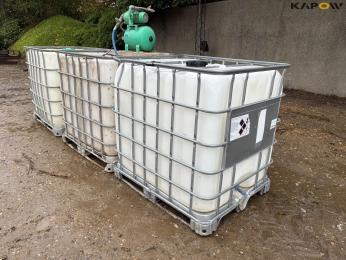 Pallet tank 1000 liters - 3 pcs.