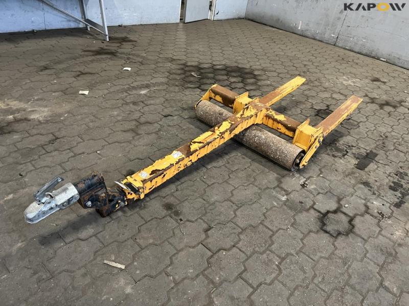 Pallet truck for excavator 1