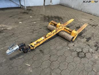 Pallet truck for excavator
