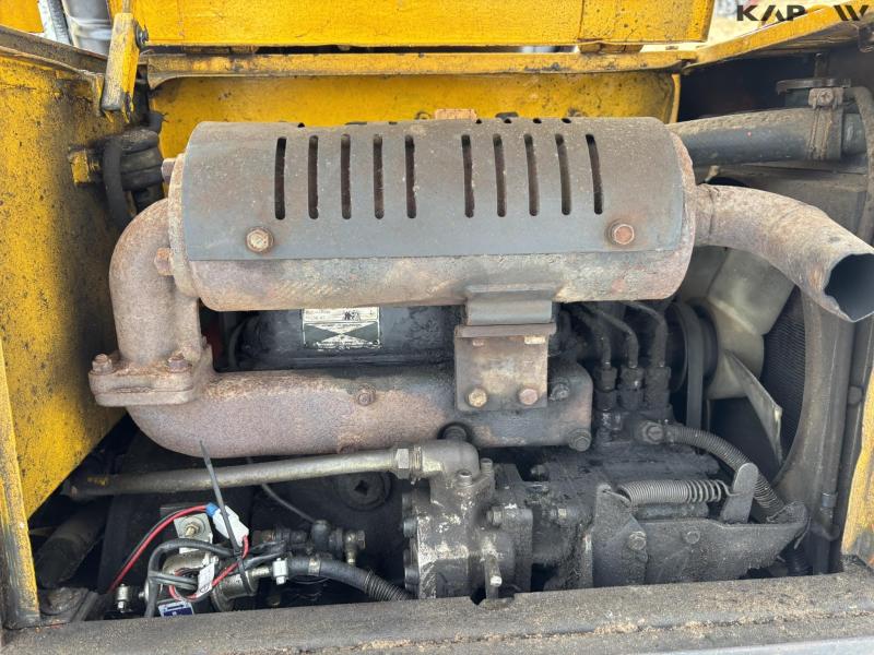 Pel-Job mini excavator 33