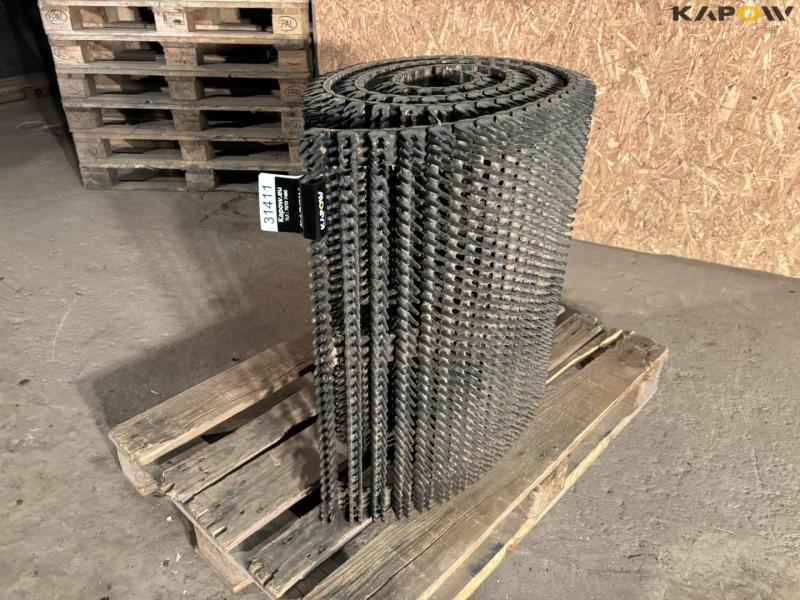 Spike tape for potato harvester 1