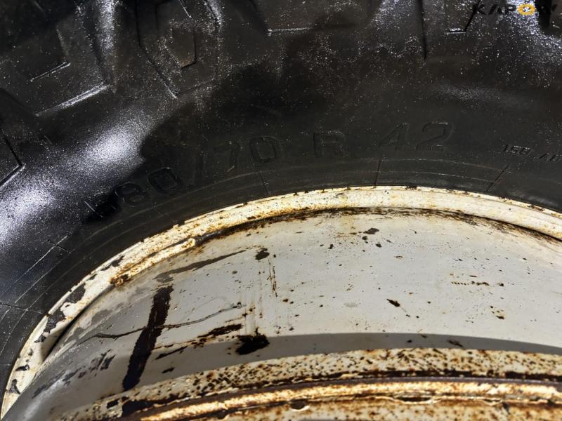 Pirelli 580/70-R42 twin wheels 12