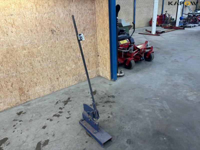 Sheet metal cutter 3