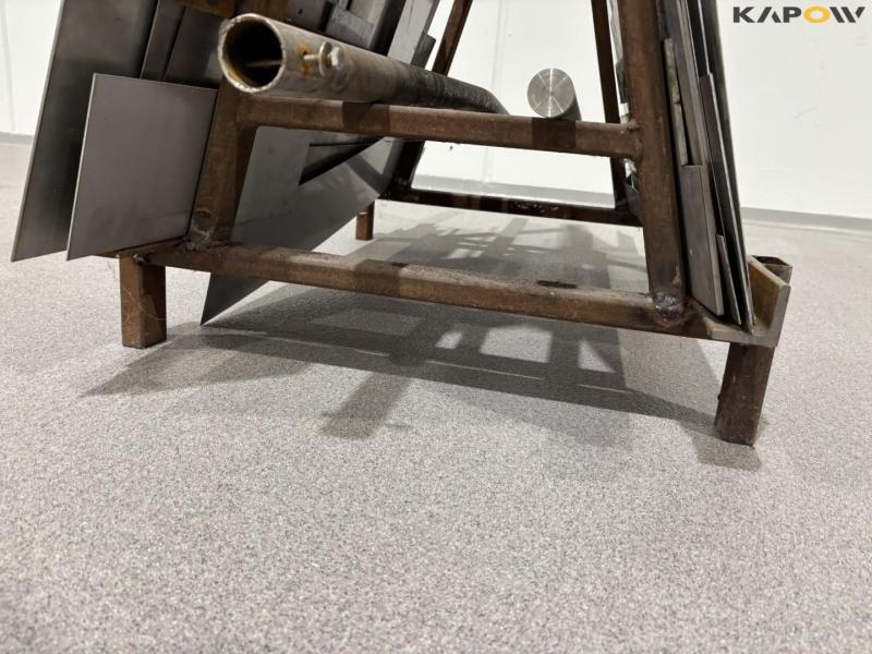 Record rack with contents 10