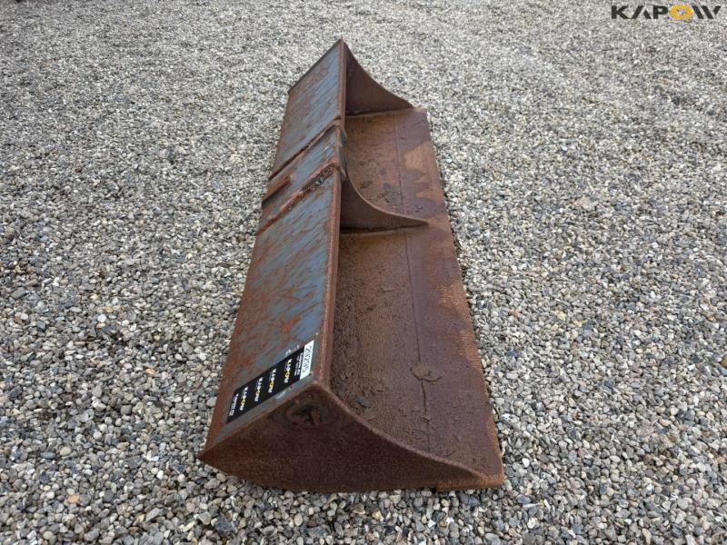 Planer bucket 180cm without a hitch 4