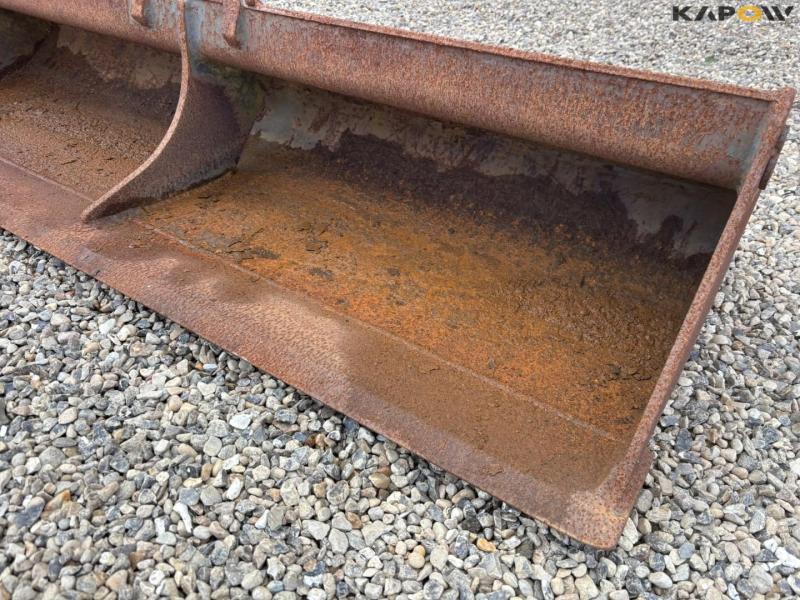 Planer bucket 180cm without a hitch 9