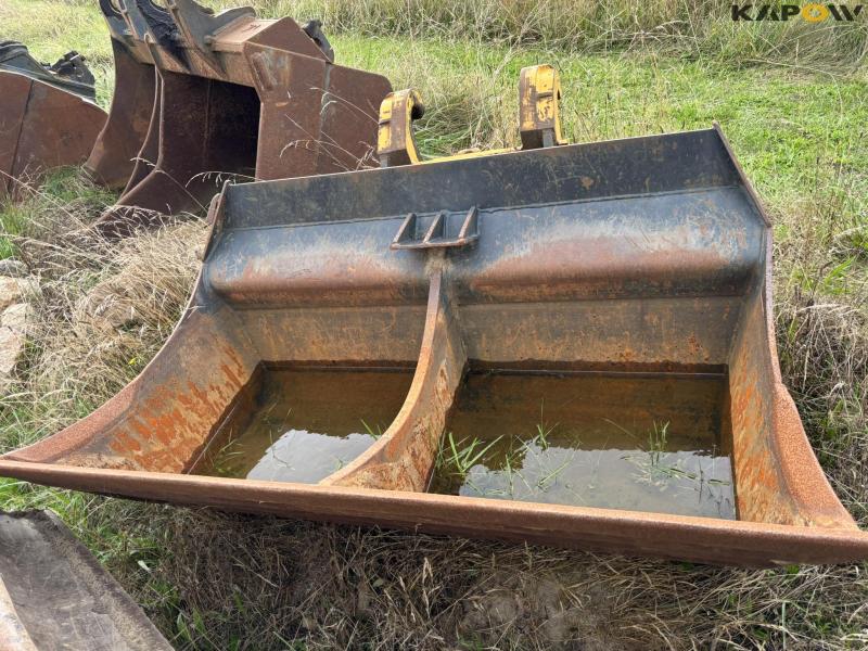 Grader bucket with tilt 200 cm 2