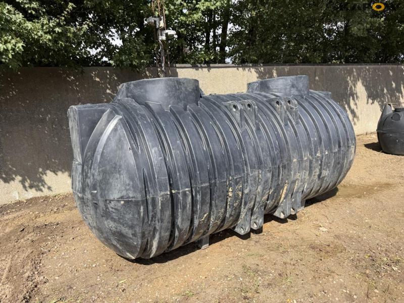 Plastic tank 3