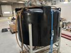 Plastic tank 1000 liters with agitator 15