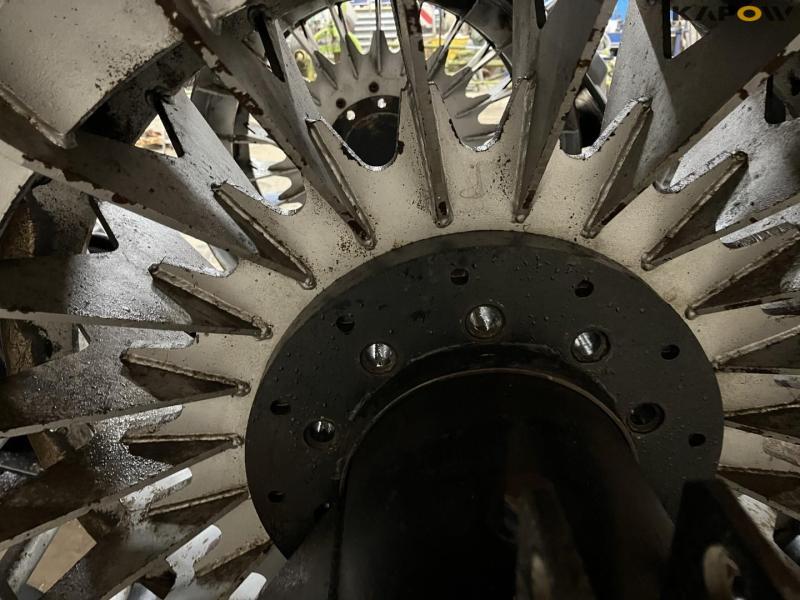 Poluzzi belts for forage harvesters and combines 29